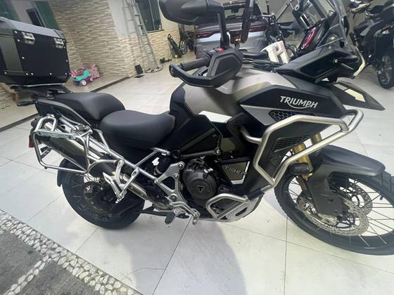 TRIUMPH TIGER 1200 RALLY EXPLORER 